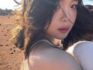Qiqi x
